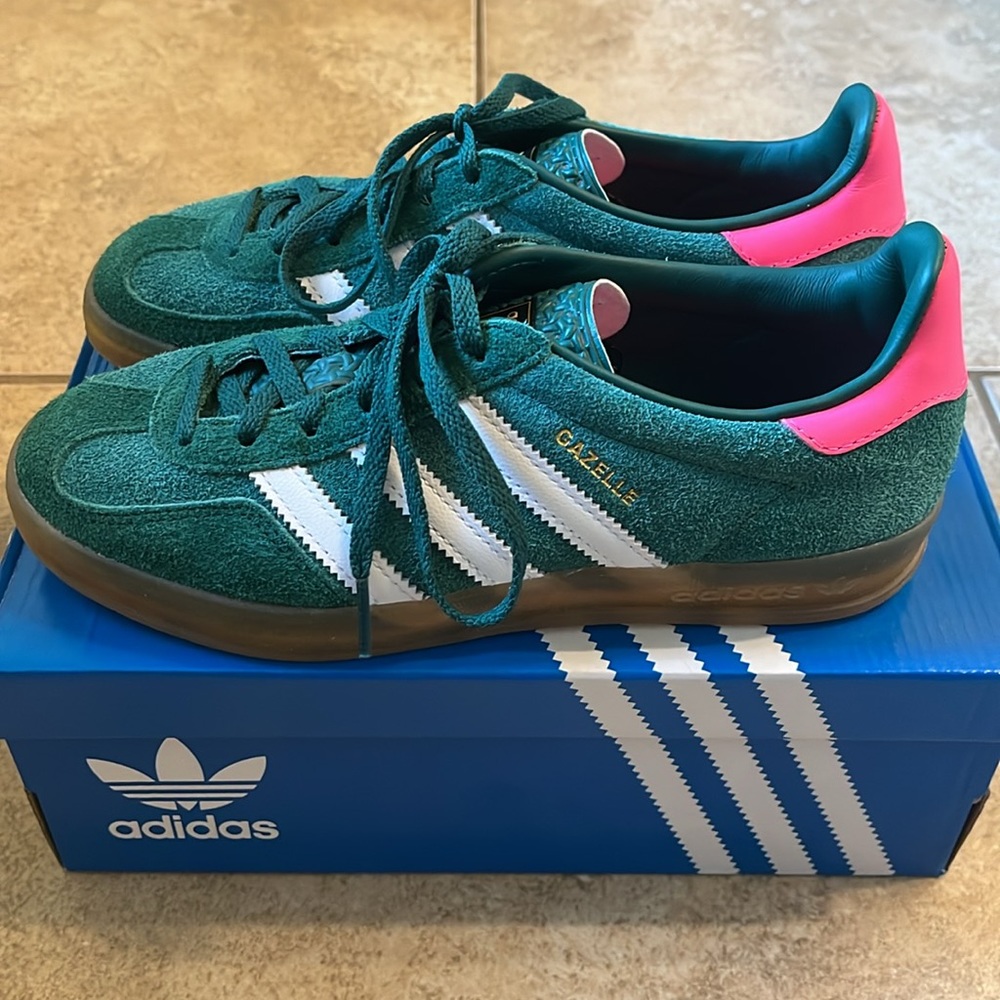 Adidas Gazelle NWOT